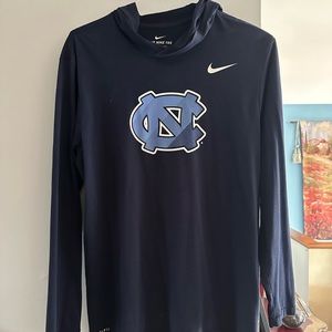 Nike UNC light weight Hoodie. Men’s medium